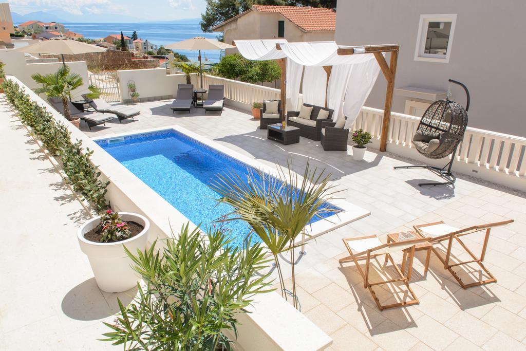Apartments Villa Atlantis Трогир Екстериор снимка